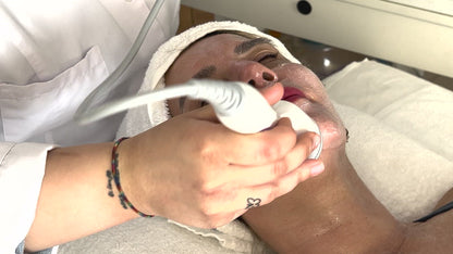 Leke Açıcı Cilt Bakımı